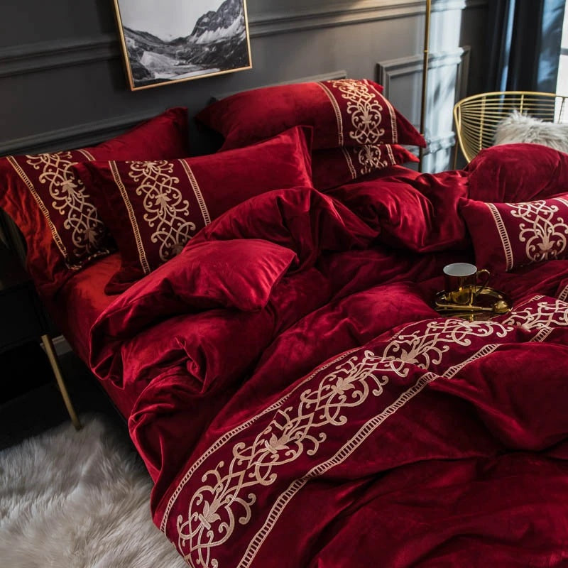 New Luxury Embroidered Velvet Duvet Red - King